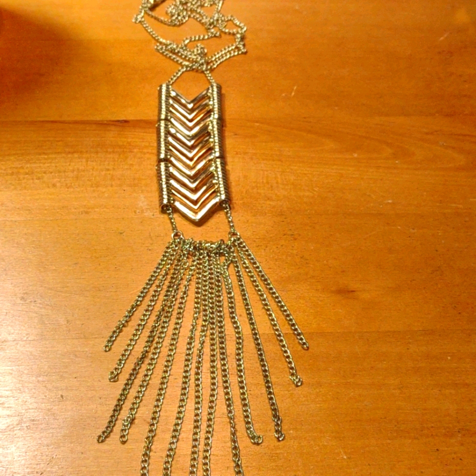 Beautiful Gold Vintage Tassel Necklace